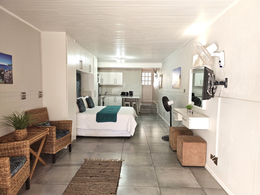 Commercial Property for Sale in Hartenbos Central Western Cape